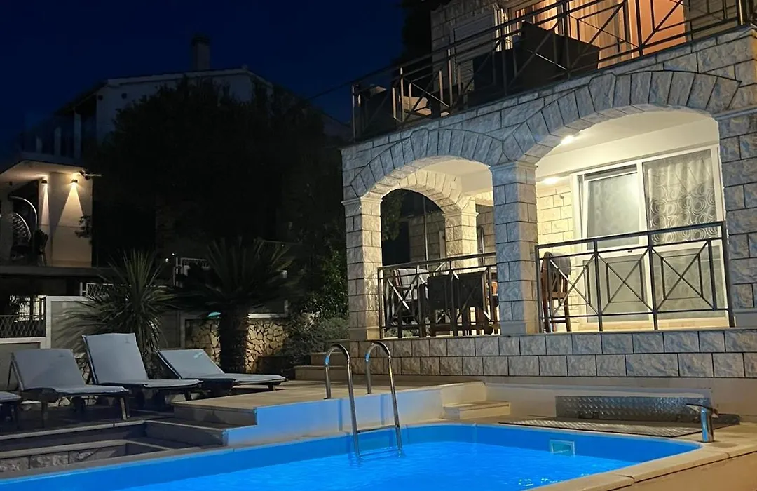 Villa Martina - Trogir-1